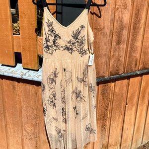 *New* Dex ladies dress